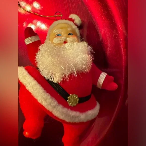 2 Vintage Santa ornaments made in Japan. - Picture 5 of 7